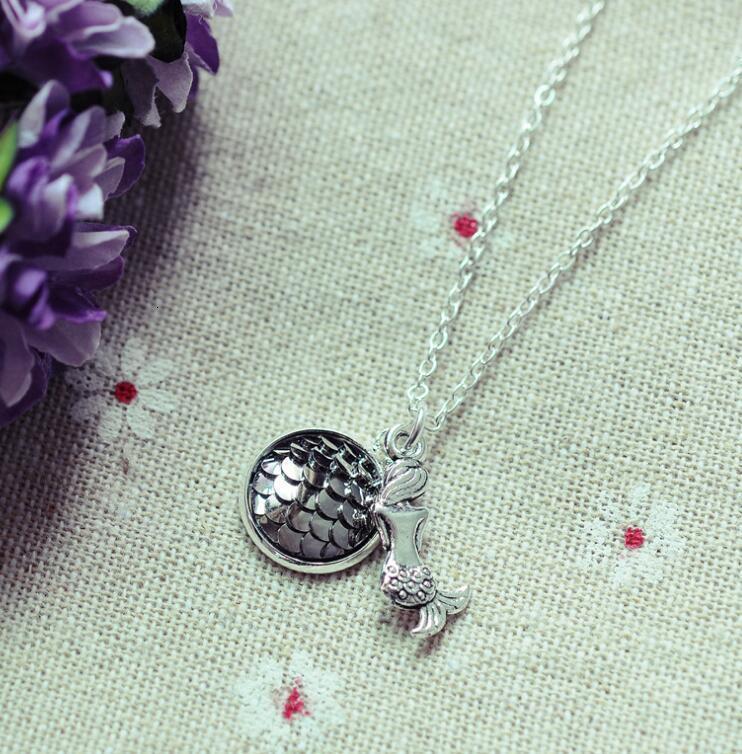 New Style Europe United States Popular Selling Fish Scales Time Small Mermaid Pendant Necklace Men Women Jewelry Friendship Gifts