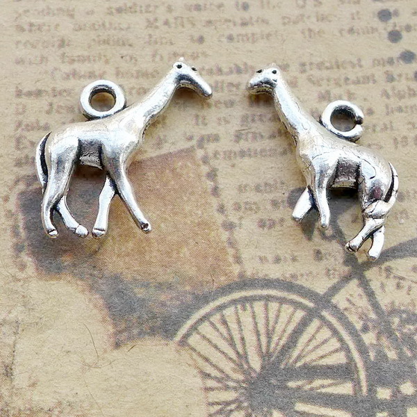 A7652 16.7*16.3mm Giraffe Ancient Silver Combine Gold Product Parts 200 Individual / Package 1 G
A7652 16.7*16.3mm Giraffe Ancient Silver Combine Gold Product Parts 200 Individual / Package 1 G