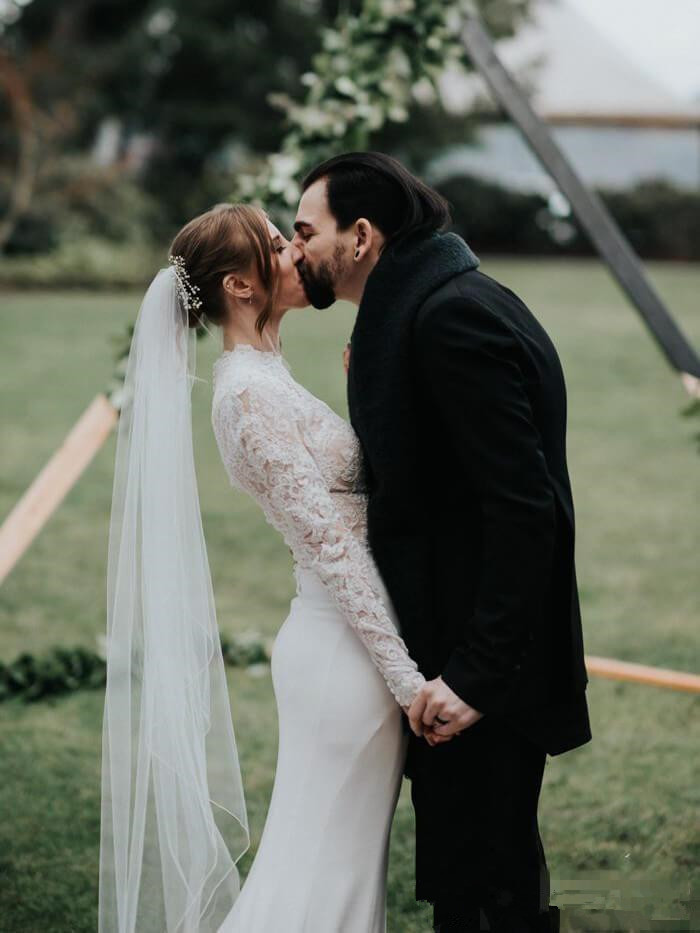 High Neck Country Mermaid Wedding Dresses with Long Sleeve 2019 Simple Lace Stain Muslim Hijab Style Bohemian Trumpet Wedding Gown
