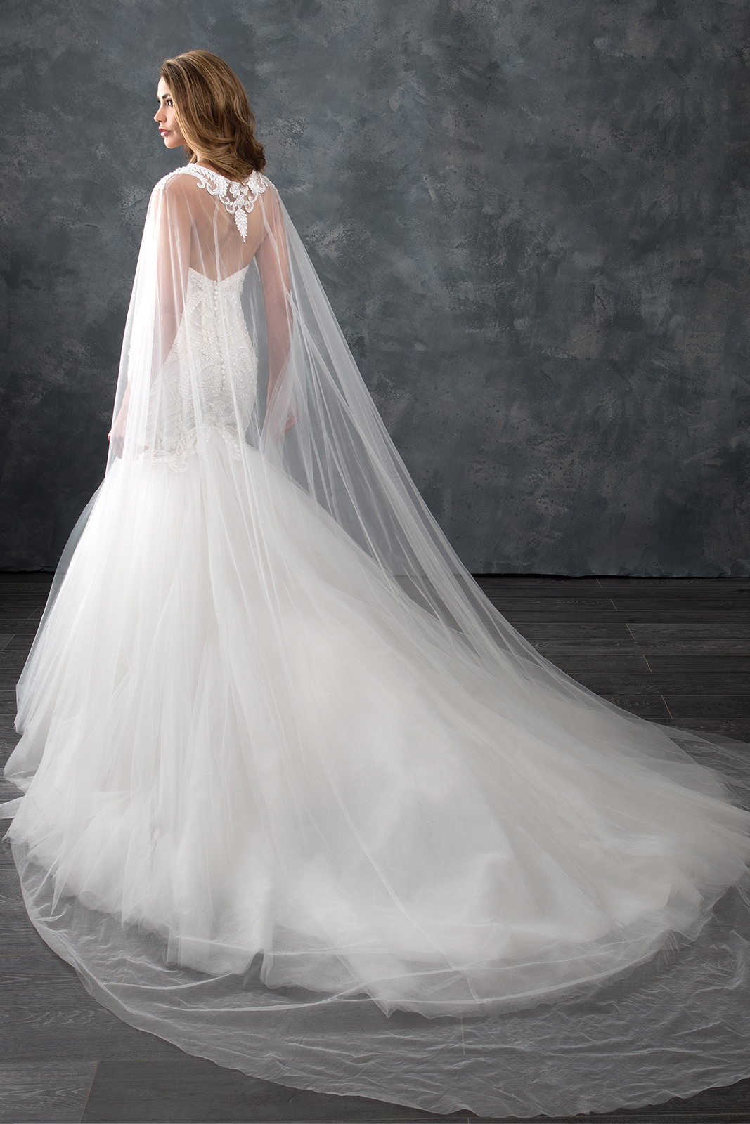 gorgeous mermaid wedding dresses with cape sweetheart lace appliqued beads sweep train bridal gowns wedding dress robe de mariage