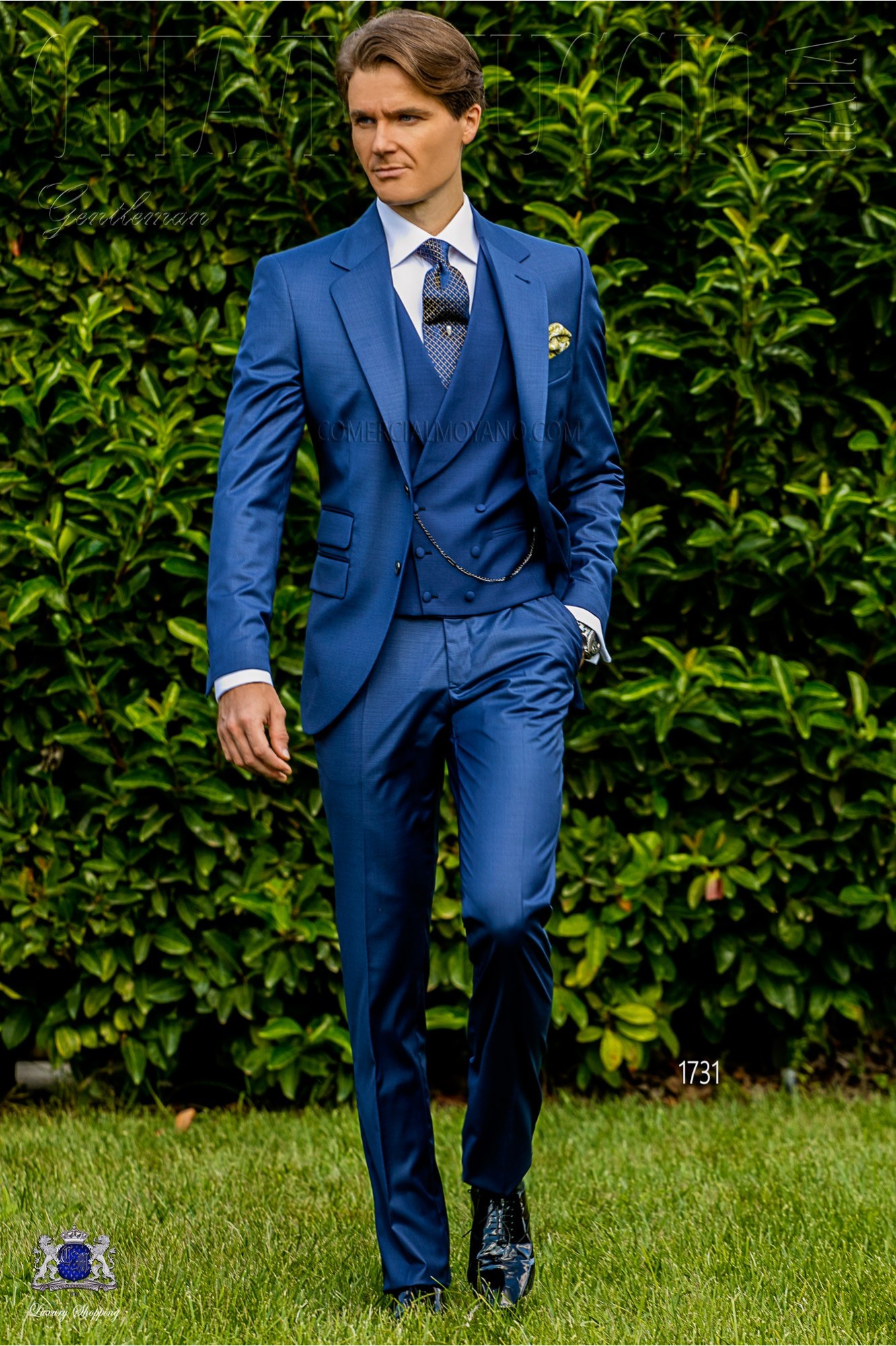 Handsome Blue Groom Wedding Suits Groom Slim Fit Two Button 3 Pieces Prom Party Blazer Jacket(Jacket+Vest+Pants)