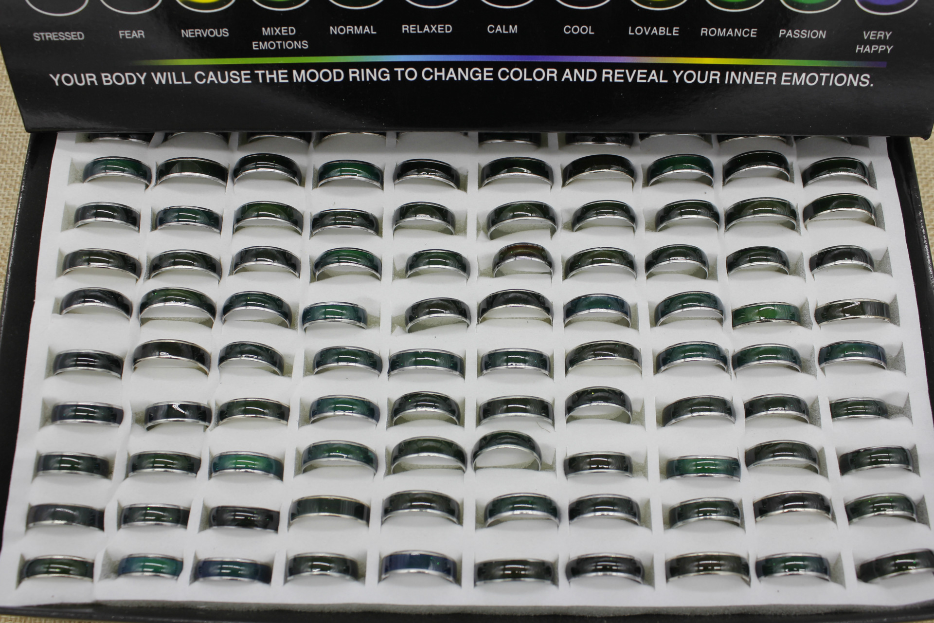 with display box 100pcs 6mm Stainless steel Rings mix size mood ring changes color to your temperature reveal your inner emotion