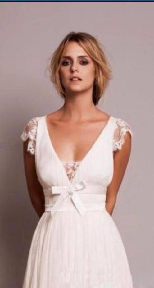 Setwell Hi-Lo V-neck A-line Beach Wedding Dress Short Sleeves Floor Length Chiffon Lace Bridal Gown With Bow