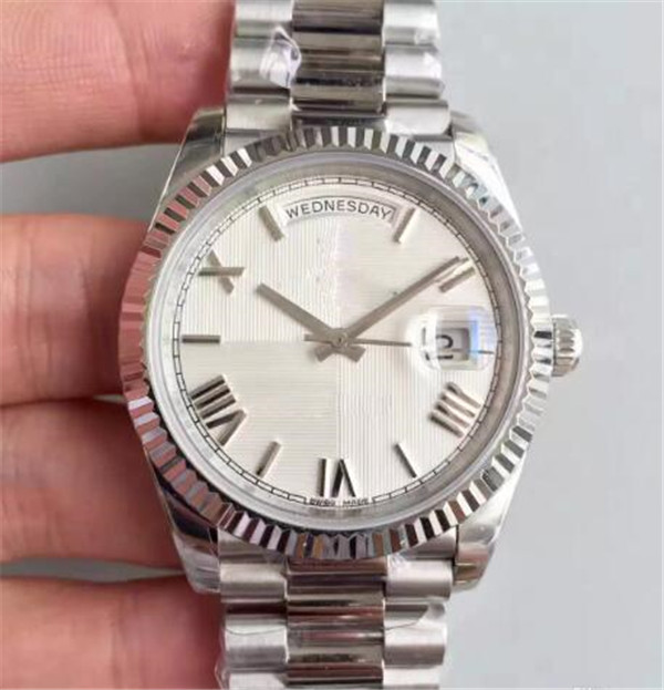 23 Luxury Men's Watch White Textured Dial DATEDAY Series Sapphire Mirror Heads With Recessed Bezel Butterfly Buckle Automatic mechanical wat
23 Luxury Men's Watch White Textured Dial DATEDAY Series Sapphire Mirror Heads With Recessed Bezel Butterfly Buckle Automatic mechanical wat