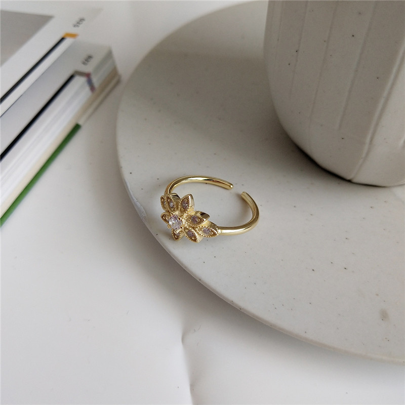 New Simple Geometric Square Triangle Flower Rings For Women 925 Sterling Silver Zircon Wedding Ring Fine Jewelry
