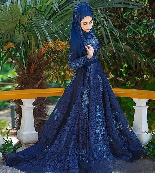 Navy Blue Muslim Prom Dresses Long Sleeves Lace Applique Sweep Train Formal Evening Gowns Plus Size robes de soirée