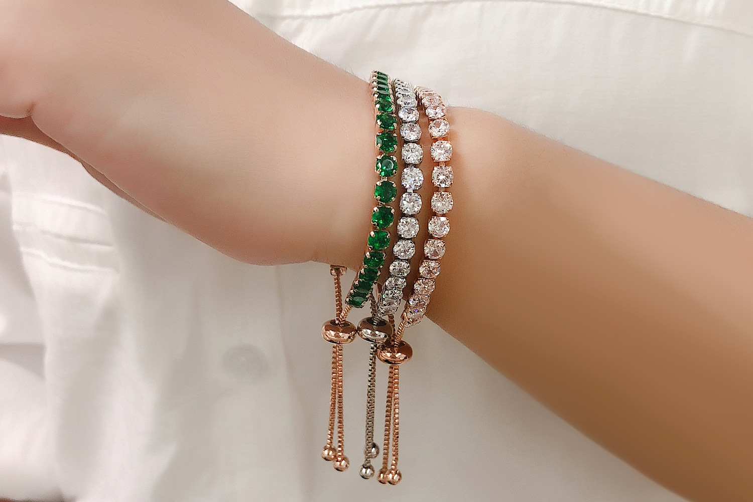 Iced Out Bling Handy Bracelet réglable pour les femmes Zircon Charm Couleur Or Blanc Rose mariage de Noël Cadeaux de bijoux de mode