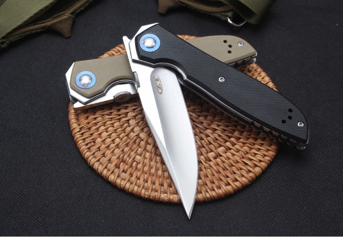 ZT Zero Tolerance 0372 ZT0372 9Cr18MoV Ball bearing system G10 ZT Folding Knife xmas gift knife for man FACA
ZT Zero Tolerance 0372 ZT0372 9Cr18MoV Ball bearing system G10 ZT Folding Knife xmas gift knife for man FACA