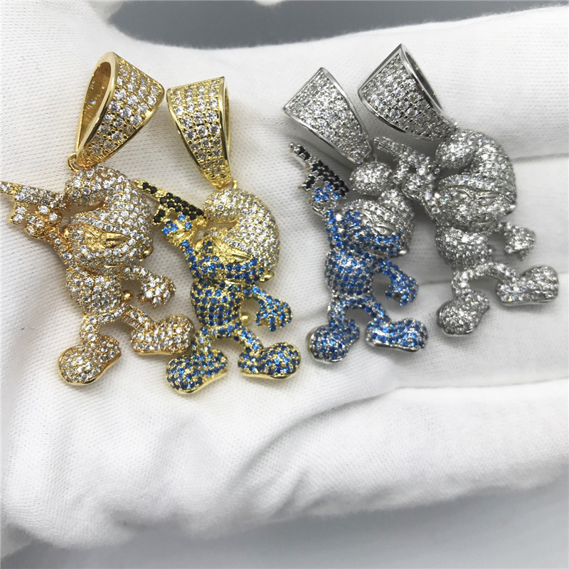 14k Gold Chains Iced Out Zircon Cartoon Smurfs Hand Holding Gun Necklace Pendant Luxury Designer Jewelry for Women
14k Gold Chains Iced Out Zircon Cartoon Smurfs Hand Holding Gun Necklace Pendant Luxury Designer Jewelry for Women