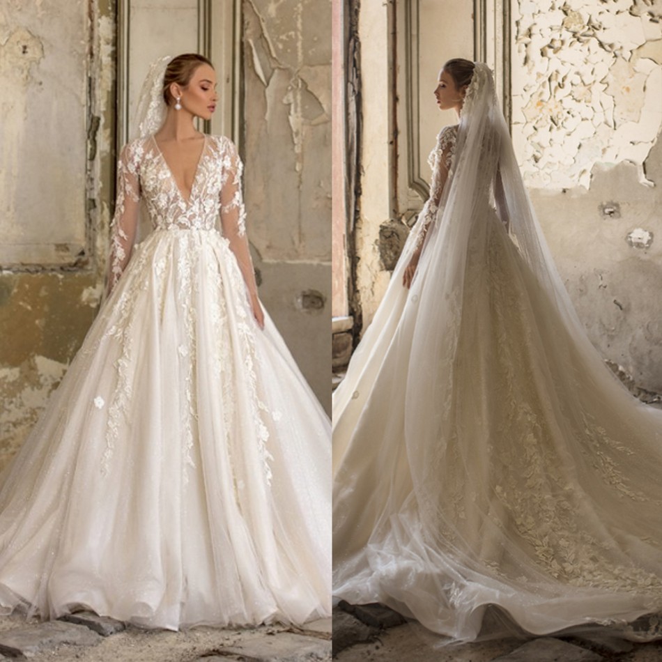 Beach Wedding Dresses Deep V Neck Long Sleeves Lace Appliques Country Bridal Gowns A Line Sweep Train Boho Wedding Dress Plus Size