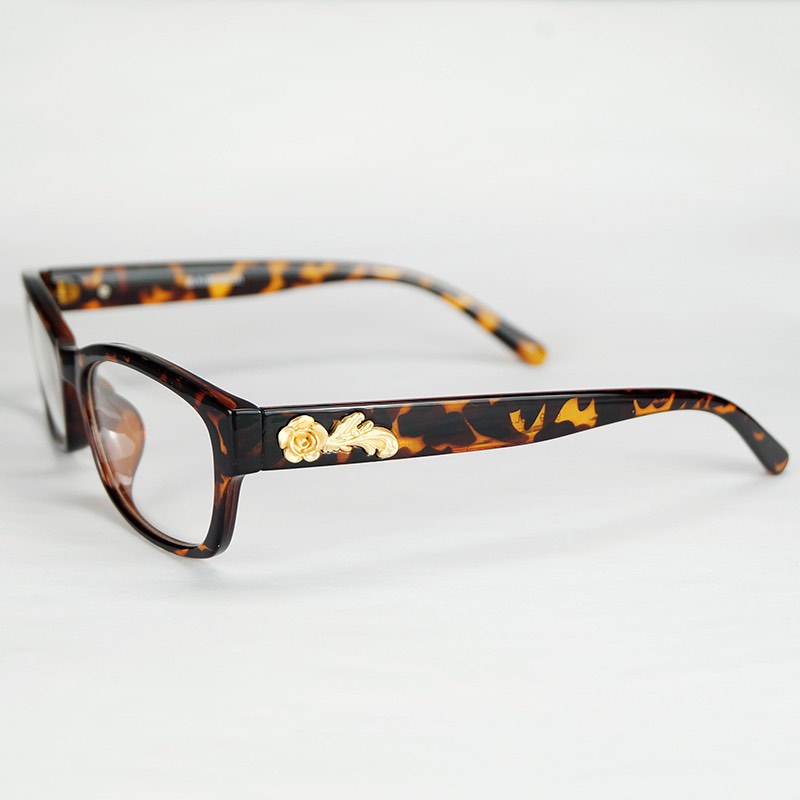 2021New Small Size Women Beautiful Optical Glasses Frame Special Baroque Style Dimensional Golden Rose Carving Decoration
