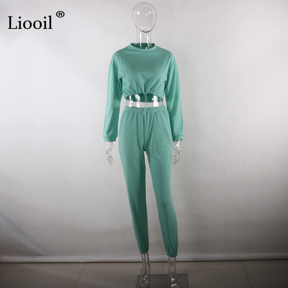 Women's Active Set - 2 Piece Soft Fleece Sweatshirt & Jogger Sweatpants Outfit