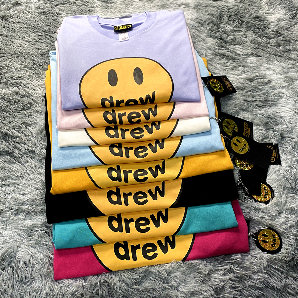 2020 Drew House T-shirt Short Sleeve O-Neck Cotton Hip Hop Tee Men Women Smile Drew Tees Streetwear Tops
2020 Drew House T-shirt Short Sleeve O-Neck Cotton Hip Hop Tee Men Women Smile Drew Tees Streetwear Tops