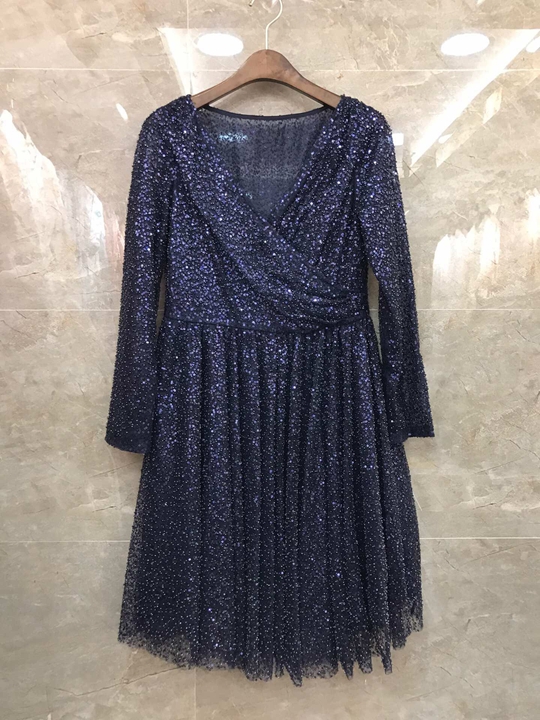 2020 early spring new women' V-neck beaded sequin mesh splicing decoration long-sleeved dress 104, Blue
2020 early spring new women' V-neck beaded sequin mesh splicing decoration long-sleeved dress 104, Blue