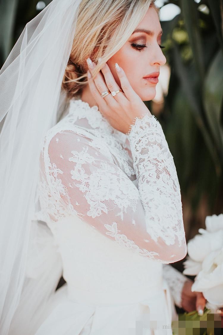 Vintage High Neck Ball Dresses Lace Satin Applique Long Sleeves Floor Length Country Wedding Bridal Gown Vestido De Novia