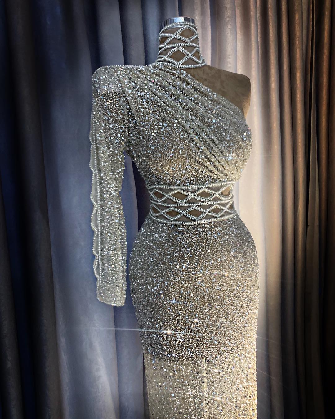 sparkly sexy cheap evening dresses high neck long sleeves sheath prom dresses sequined formal party pageant gowns