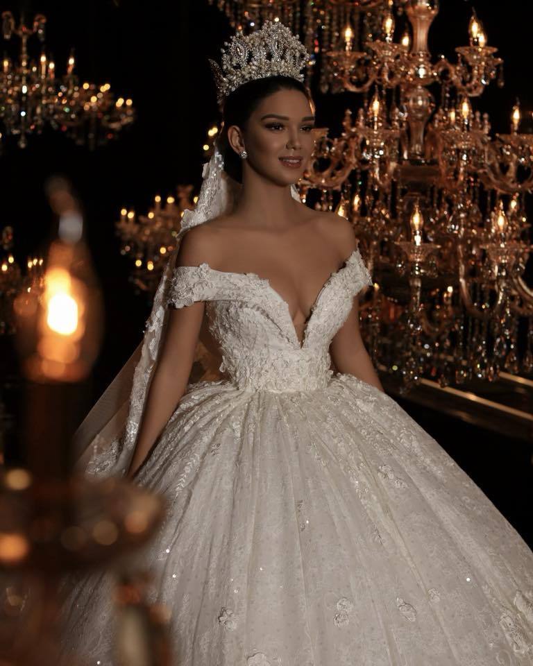 Custom Made Vintage Wedding Dresses Plus Size Off Shoulder Lace Appliques Sequined Court Train Bridal Gowns Vestido De Novia Wedding Dress