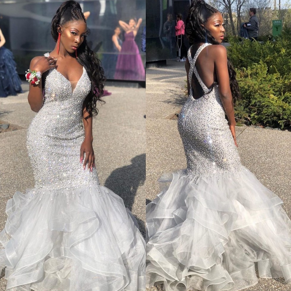 Flawle Mermaid Eaded Prom Dree V Neck Cri Cro Strap Sequined Evening Gown Tiered Plu Size Organza Sweep Train Formal Dre