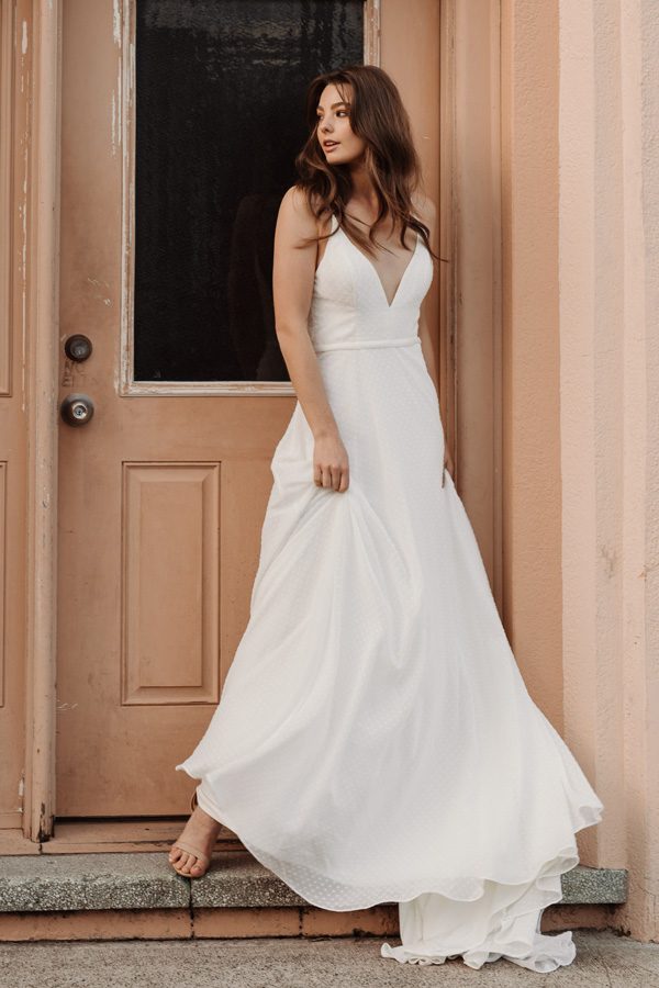 daisy boho chic wedding dresses spaghetti backless sweep train bohemian plus size bridal gowns cheap wedding dress