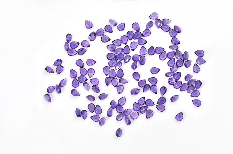 50pcs/lot Dark Purple 3x4-4x6mm Pear Brilliant Facet Cut 100% Authentic Natural Amethyst Crystal High Quality Gem Stones For Jewelry Making
50pcs/lot Dark Purple 3x4-4x6mm Pear Brilliant Facet Cut 100% Authentic Natural Amethyst Crystal High Quality Gem Stones For Jewelry Making