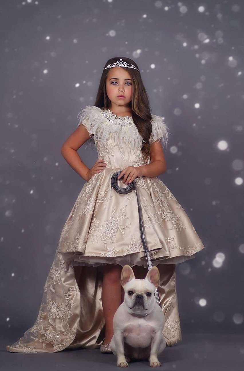 2019 High Low Flower Girl Dresses Jewel Neck Feather Boho First Communion Gowns For Little Girl Short Sleeves A-Line Girls Pageant Dresses