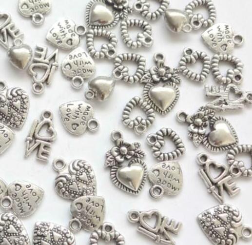 Vintage Silver Key Lock Love I LOVE YOU Heart Angel Charms Pendant For Jewelry Fashion Making Bracelets Necklace Accessories HOT Gift, Bronze;silver
Vintage Silver Key Lock Love I LOVE YOU Heart Angel Charms Pendant For Jewelry Fashion Making Bracelets Necklace Accessories HOT Gift, Bronze;silver