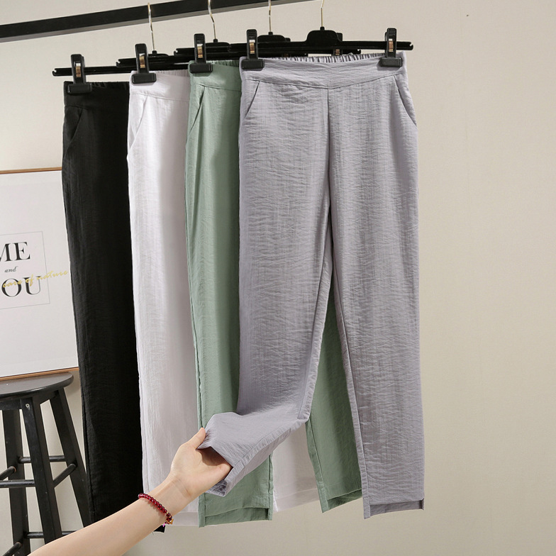 2019 summer new harlan nine minutes of pants female han edition feet pants wholesale loose thin ice silk leisure trousers Y9802, Black
2019 summer new harlan nine minutes of pants female han edition feet pants wholesale loose thin ice silk leisure trousers Y9802, Black