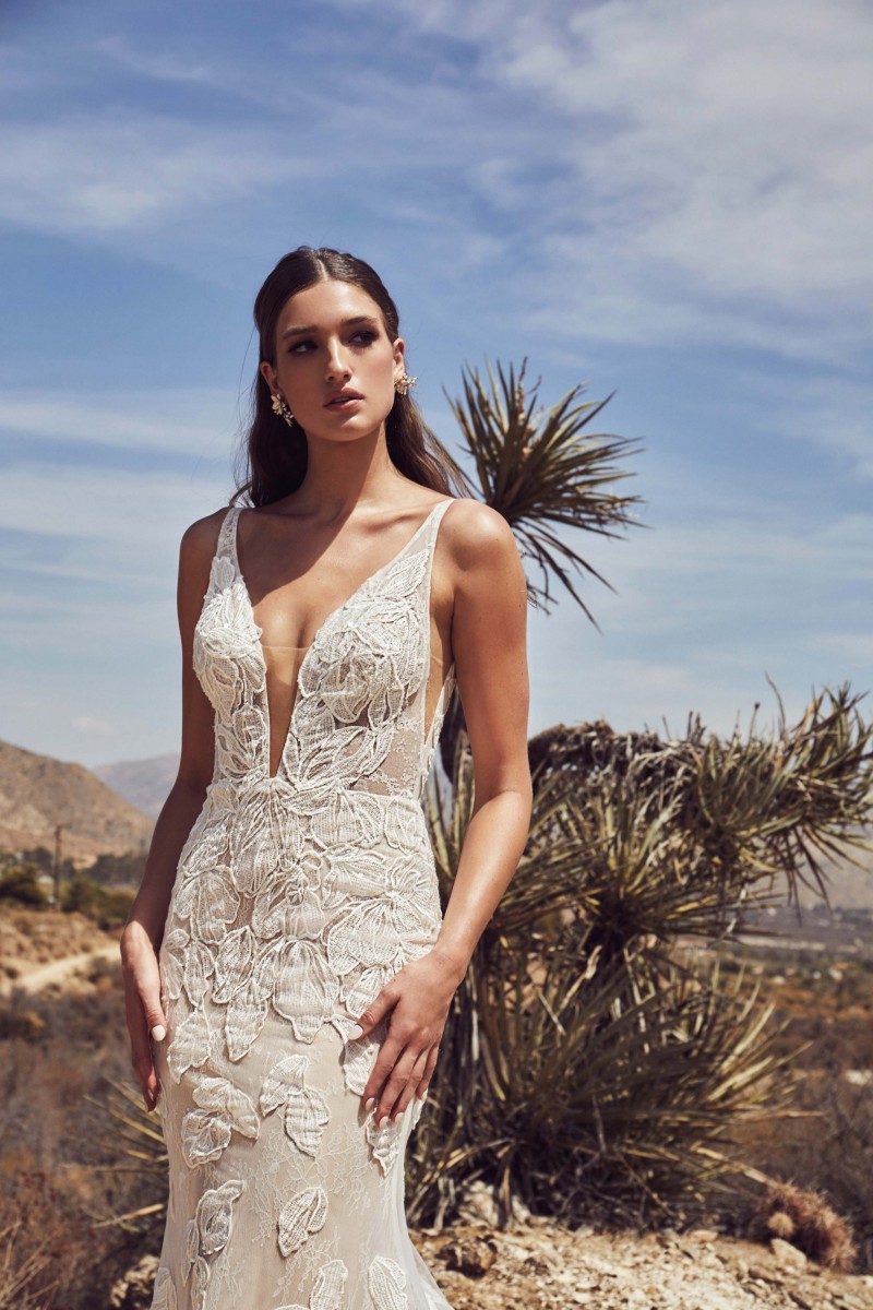 calla blanche mermaid wedding dresses sexy v neck lace bridal gowns sleeveless backless sweep train vintage boho bohemian wedding dress