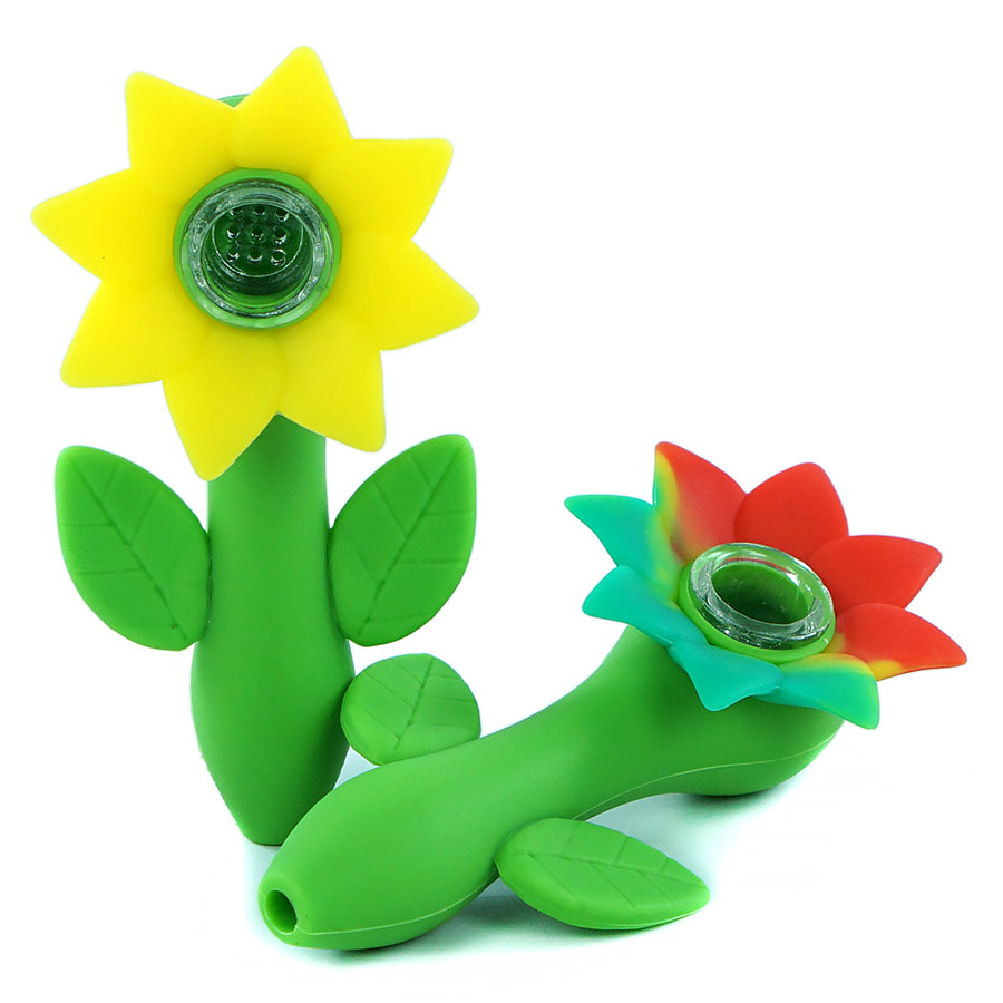 4.6'' Sun flower smoking pipe hand pipes silicone water smoking bong 117mm*58mm Dab Rig with glass bowl
4.6'' Sun flower smoking pipe hand pipes silicone water smoking bong 117mm*58mm Dab Rig with glass bowl