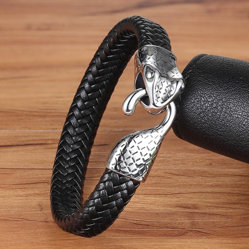 XQNI Genuine Leather Bracelet & Bangle Snake Head Accessories with Stainless Steel for Blessing Men Bracelet Lucky Jewelry
XQNI Genuine Leather Bracelet & Bangle Snake Head Accessories with Stainless Steel for Blessing Men Bracelet Lucky Jewelry