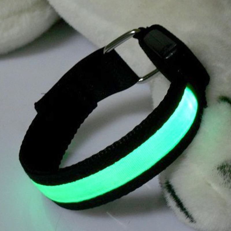 New Arm Warmer Belt Bike LED Armband LED Safety Sports Reflective Belt Strap Snap Wrap Arm Band Armband 4 Colors, Green
New Arm Warmer Belt Bike LED Armband LED Safety Sports Reflective Belt Strap Snap Wrap Arm Band Armband 4 Colors, Green