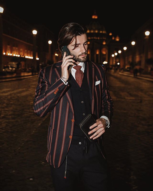 3 Pcs Handsome Mens Suits Dubai Arabic Wedding Tuxedos Peaked Lapel 2020 Groom Groomsmen Suit Custom Made Top Quality