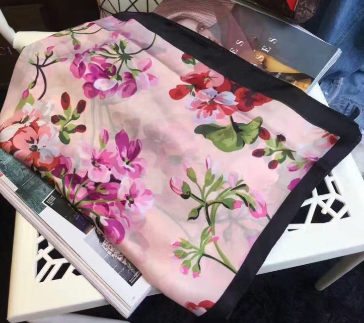 Wholesale-y 2020Fashion autumn and winter brand silk scarves timeless classic, super long shawl fashion women's soft silk scarves