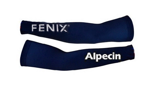 2020 ALPECIN FENIX PRO TEAM CYCLING ARM WARMER BICYCLE OVERSLEEVES SIZE:S-XXL, Blue
2020 ALPECIN FENIX PRO TEAM CYCLING ARM WARMER BICYCLE OVERSLEEVES SIZE:S-XXL, Blue