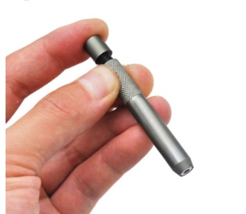 Metal Pipe One Hitter Bat 78MM Aluminum Spring Smoking Pipe Cigarette Dugout Pipes Tobacco Pipes Smoking Accessories