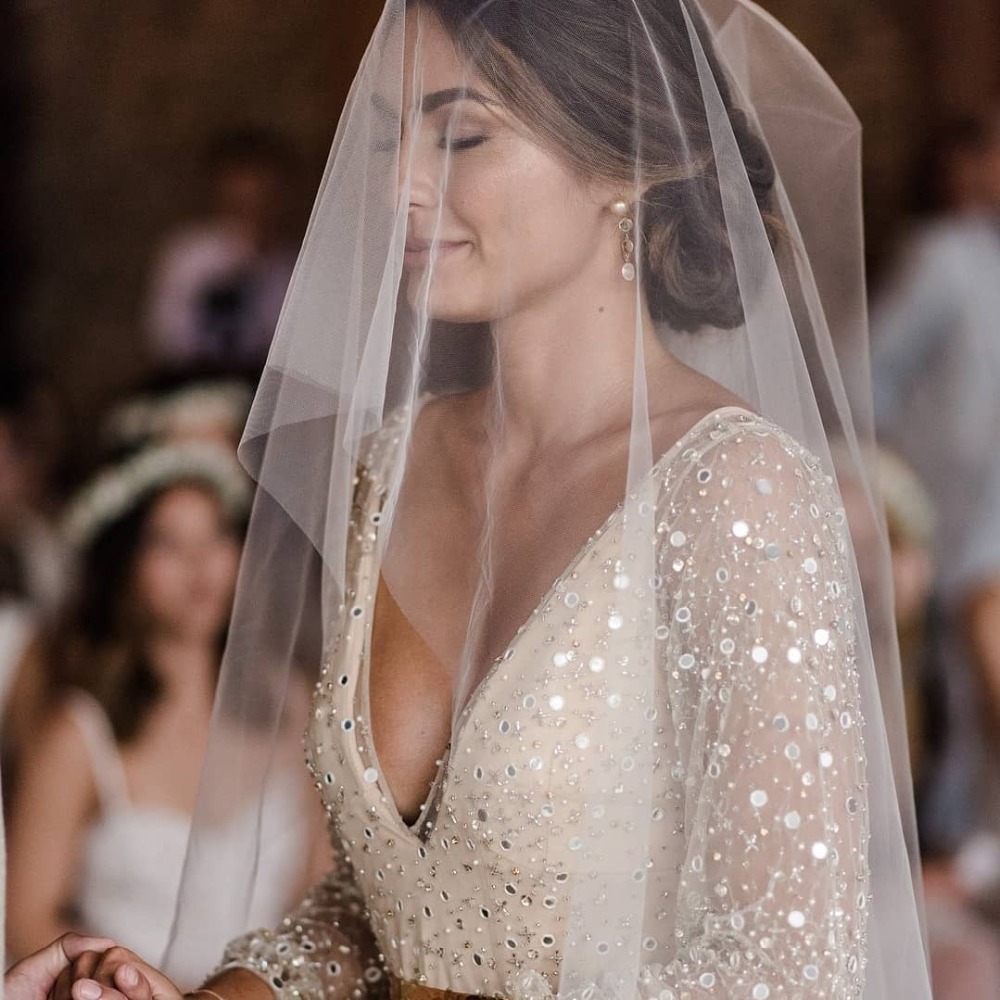 Sparkly A Line Light Gold Wedding Dress Long Sleeves V Neck Sequined Bridal Gowns Backless Vestido De Novia