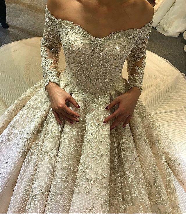 Luxury Off Shoulder Long Sleeves Wedding Dresses Appliques Crystal Beaded Plus Size Bridal Gown Custom Made West Country Wedding Dress