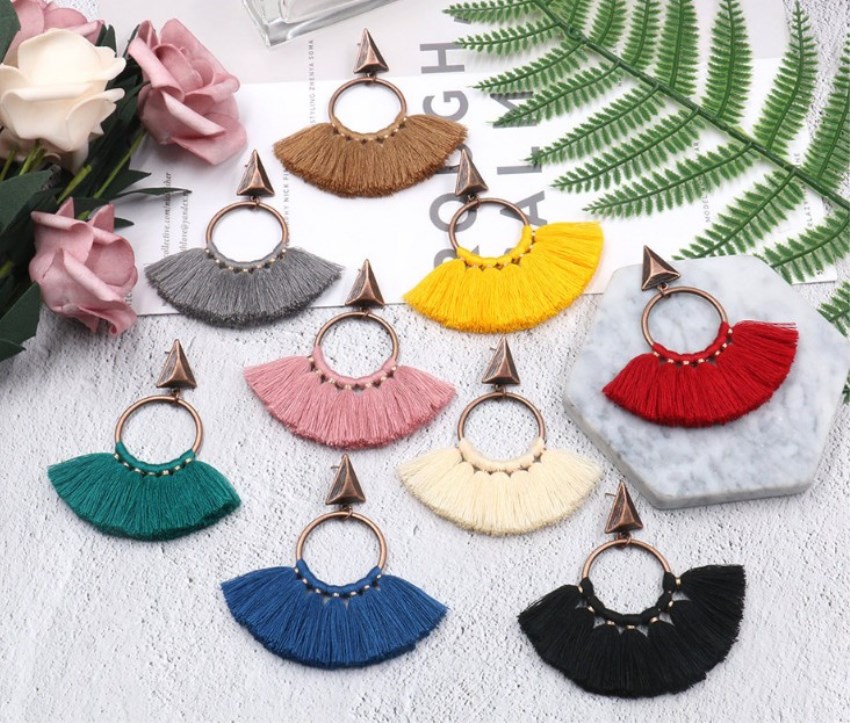 Fringed round earrings bohemian fan pendant earrings fashion creative earrings female handmade fan-shaped women's daily wear, party