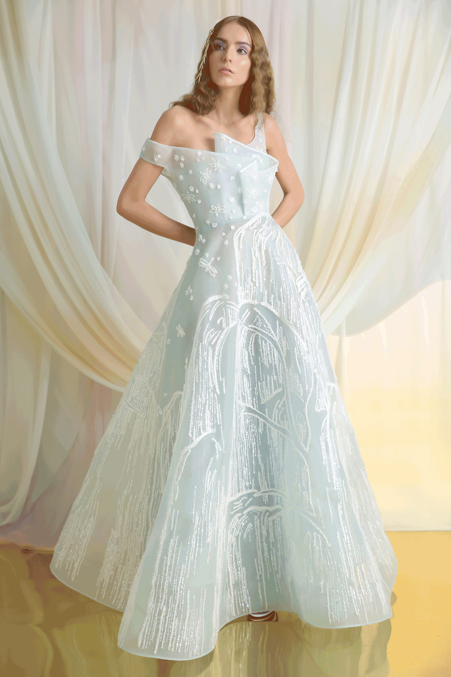 2019 Azzi&Osta Sage Prom Dresses Tulle Off The Shoulder A Line Floor Length Evening Dress Embroidery Custom Made Arabic Formal Party Gowns