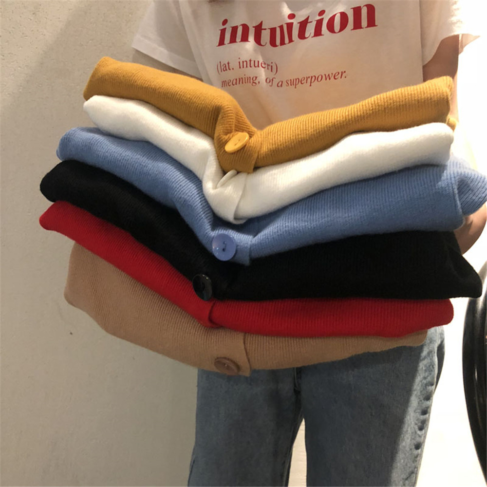 Autumn Korean 2020 New Fashion Knitted Women Sweater Loose Long Sleeve V-neck Cardigans Button Solid Women Top Clothing, Black
Autumn Korean 2020 New Fashion Knitted Women Sweater Loose Long Sleeve V-neck Cardigans Button Solid Women Top Clothing, Black