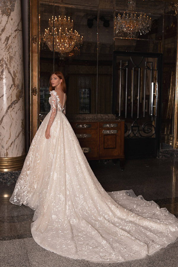 2020 Elegant Champagne Wedding Dresses Sheer Jewel Neck Lace Appliques Long Sleeve Wedding Dress Bohemian A Line Vestidos De Novia