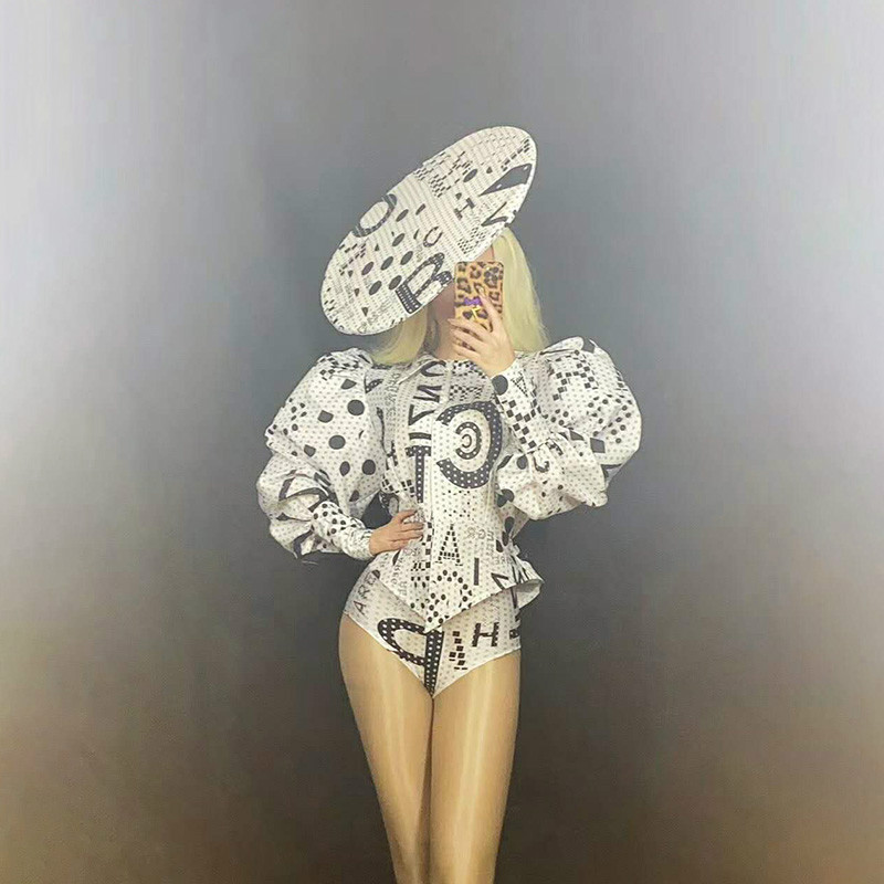 2020 Sexy Bodysuit Big Hat Women Nightclub Costume Teams Catwalk Stage Wear Bar Jazz DJ Pole Dancing Jumpsuit Female, Top and pant
2020 Sexy Bodysuit Big Hat Women Nightclub Costume Teams Catwalk Stage Wear Bar Jazz DJ Pole Dancing Jumpsuit Female, Top and pant