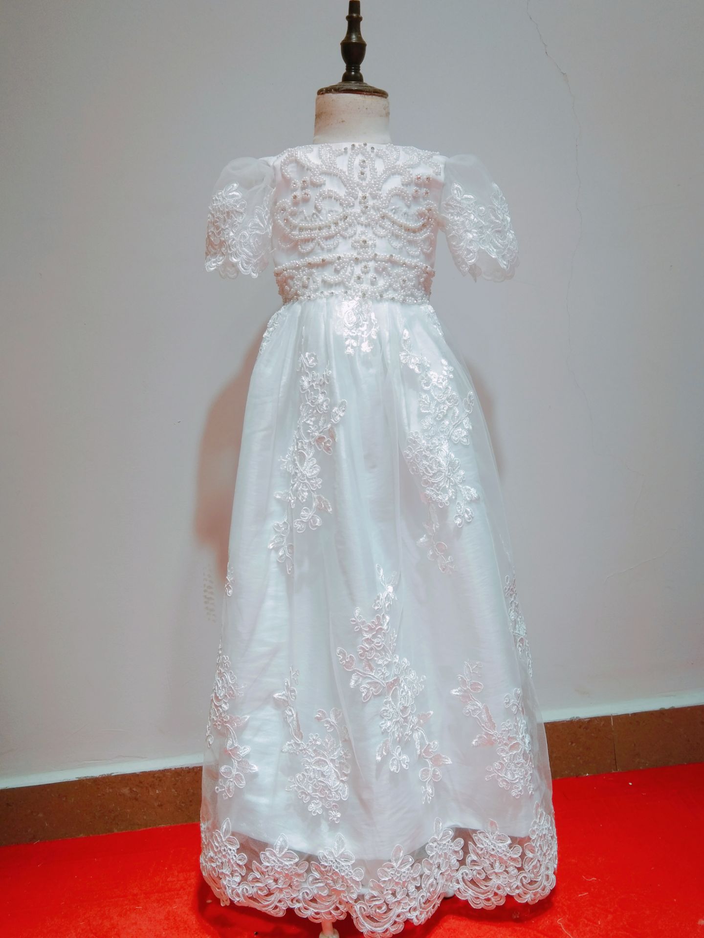 Pearls Lace Christening Gowns For Baby Girls Jewel Neck Lace Appliqued Baptism Dresses First Communication Dress With Bonnet