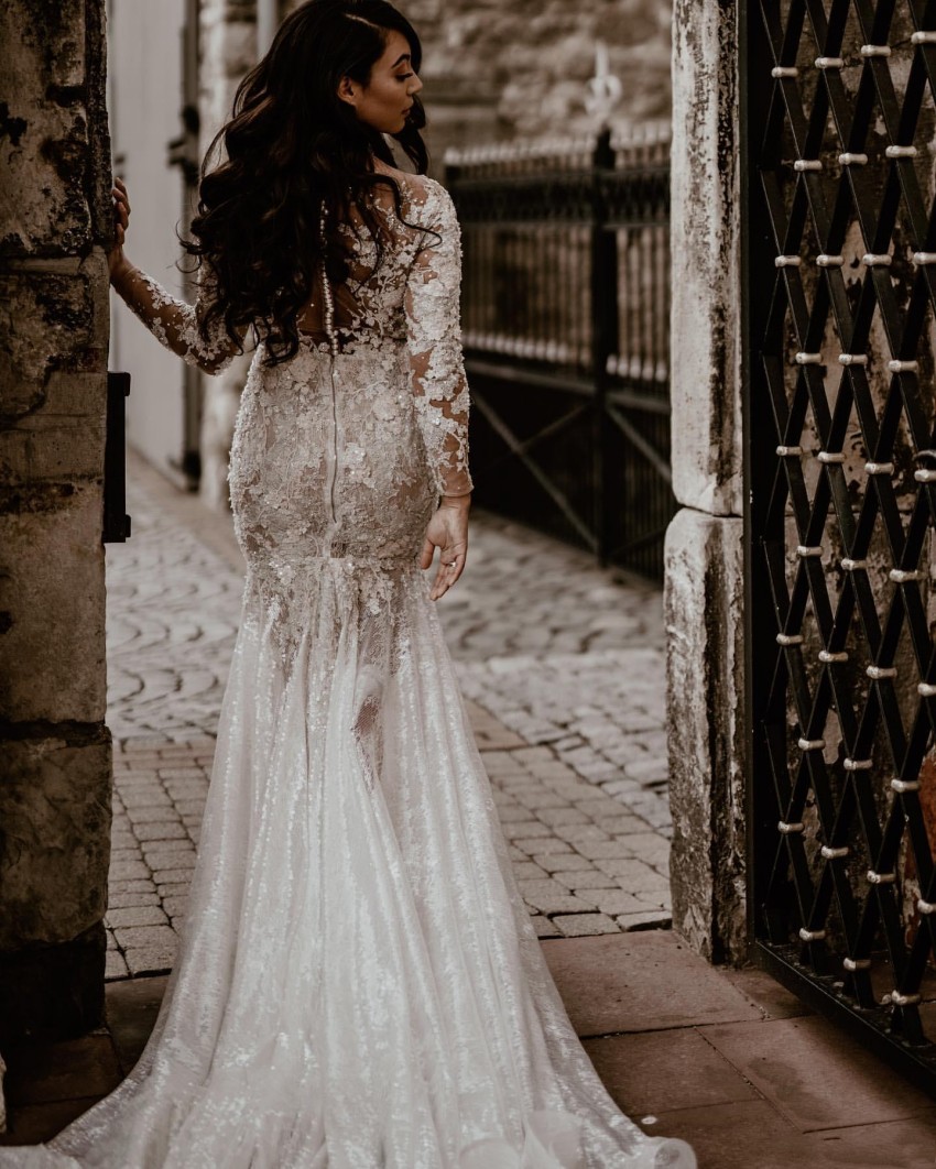 Plus Chic Mermaid Size Wedding Dresses Beaded Sheer Bateau Neck Lace Appliqued Long Sleeves Bridal Gowns Sweep Train Robe De Marie