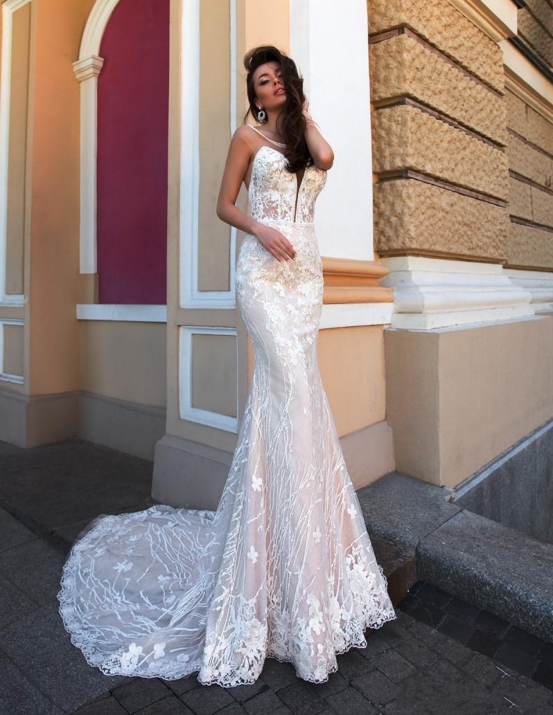 Lace Stunning Mermaid Backless Wedding Dresses Sheer Plunging Neck Sleeveless Bridal Gowns Sweep Train Tulle Trumpet Robe De Marie