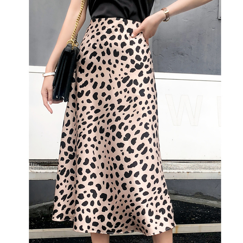 Korean Vintage Skirt Sexy Leopard Print Chiffon Long Maxi Pleated Midi Women High Waist Female Harajuku Skirts Womens Streetwear
Korean Vintage Skirt Sexy Leopard Print Chiffon Long Maxi Pleated Midi Women High Waist Female Harajuku Skirts Womens Streetwear