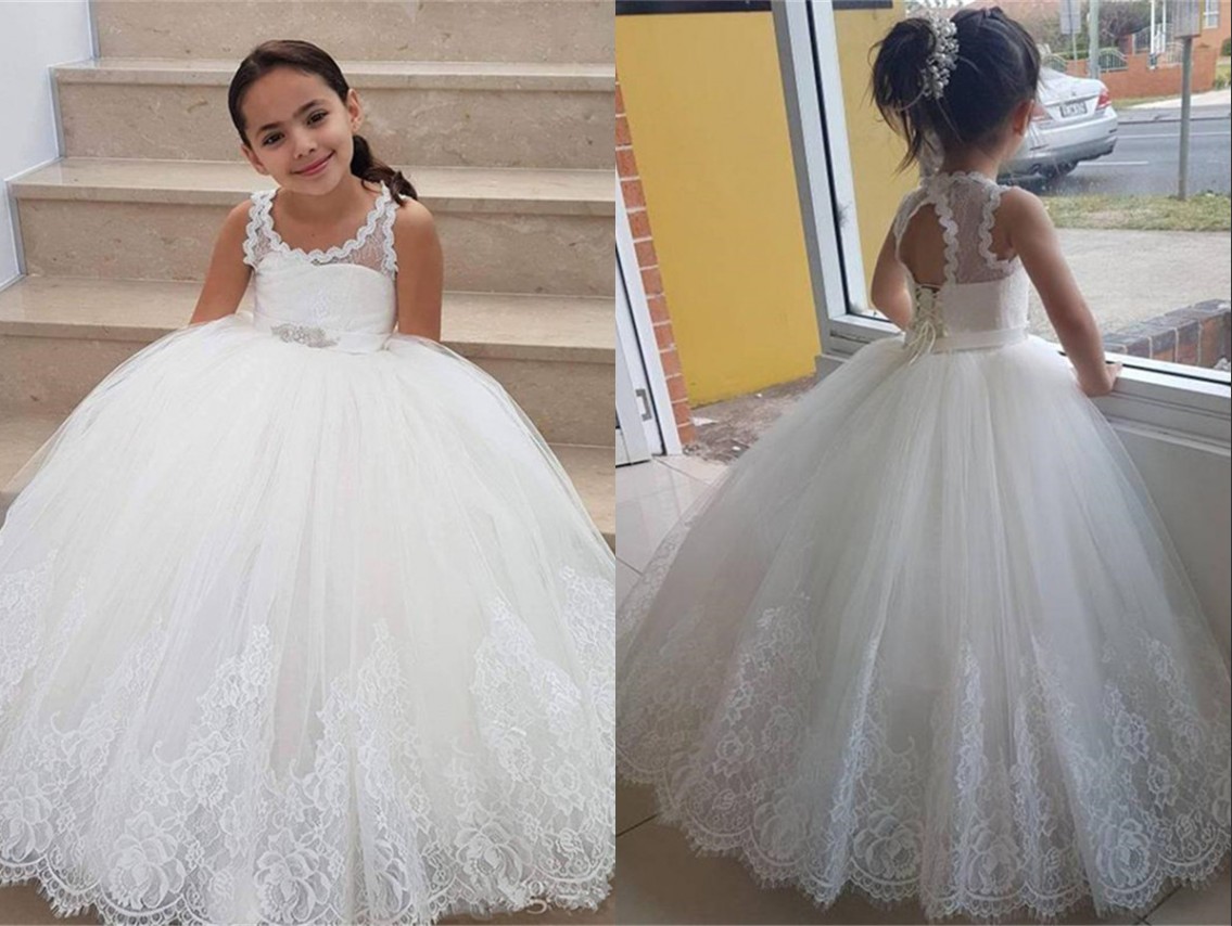 Elegant Ball Gown Flower Girls Dresses For Wedding Jewel Neck lace Keyhole Back Party First Communion Pageant Dress Toddler, Purple
Elegant Ball Gown Flower Girls Dresses For Wedding Jewel Neck lace Keyhole Back Party First Communion Pageant Dress Toddler, Purple