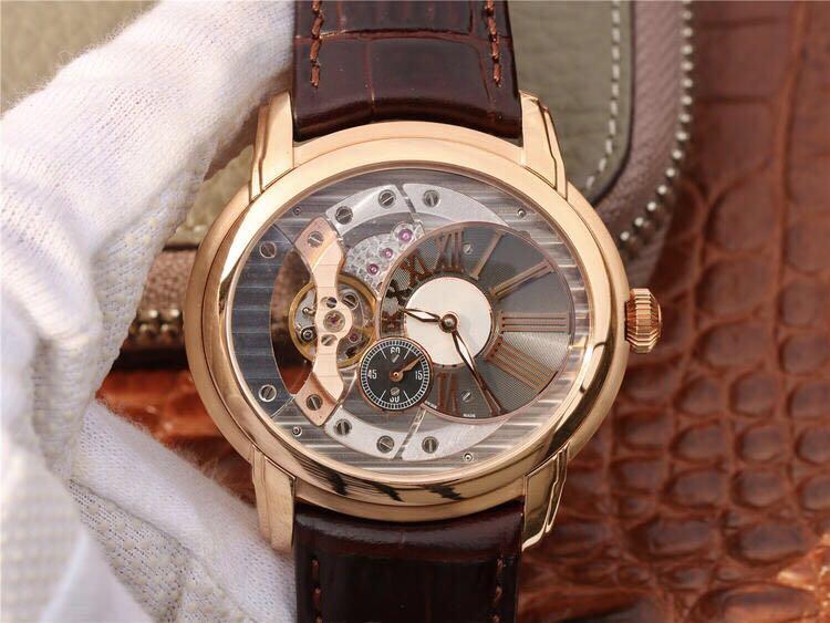 Super V9 15350 orologio di lusso outer layer of cast copper and 750 gold plating lasting color 4101movement watches designer watches, Original box
Super V9 15350 orologio di lusso outer layer of cast copper and 750 gold plating lasting color 4101movement watches designer watches, Original box
