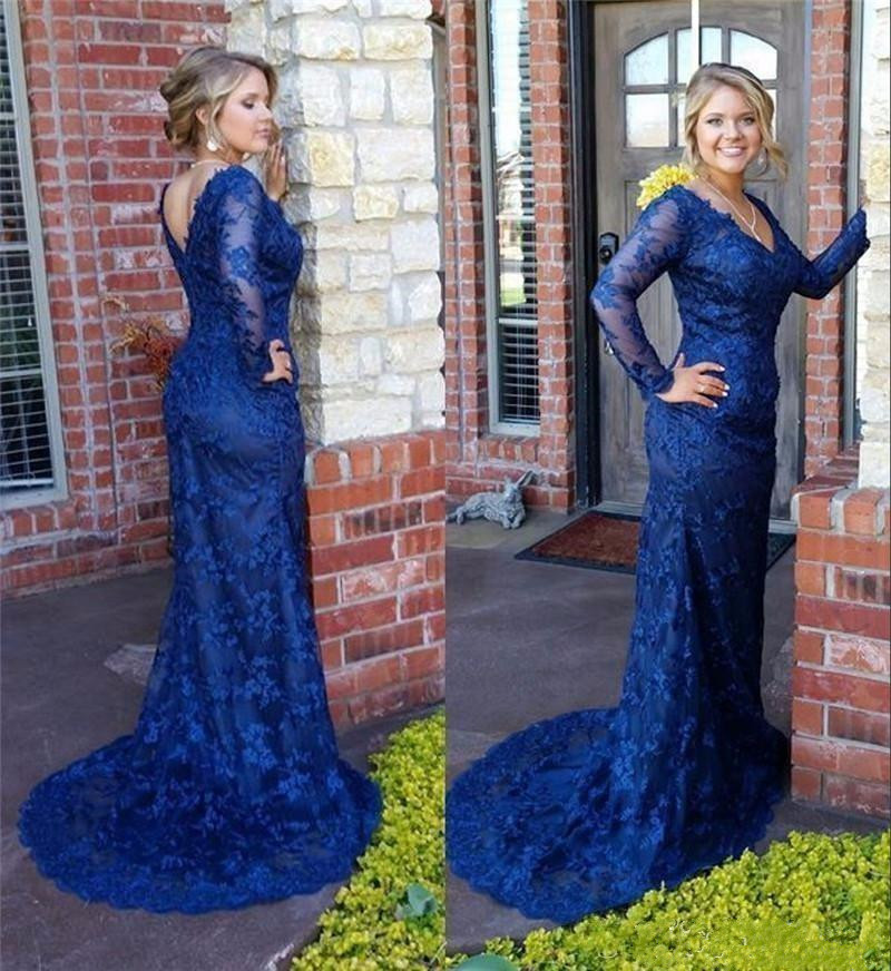 Elegant Royal Blue Mother of Bride Dresses 2019 Long Sleeve V Neck Vintage Lace Trumpet Mother of Groom Gowns Formal Evening Dresses
Elegant Royal Blue Mother of Bride Dresses 2019 Long Sleeve V Neck Vintage Lace Trumpet Mother of Groom Gowns Formal Evening Dresses