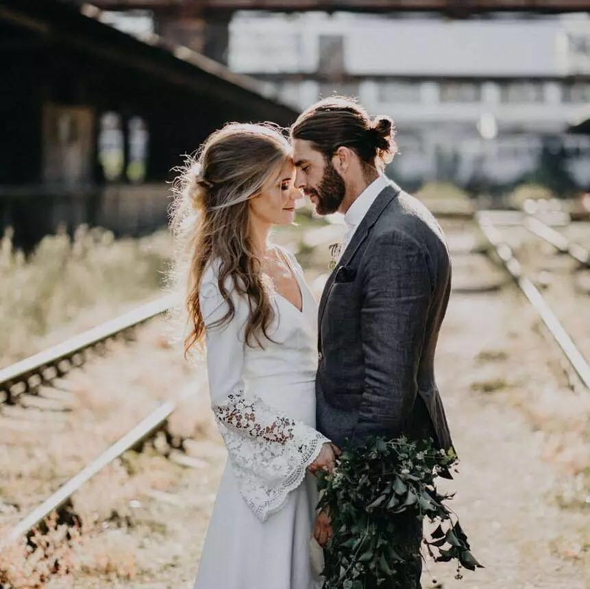 Vintage Boho Wedding Dresses Hippie Country Crochet Lace A Line Bohemian V-neck Long Sleeve Elegant Bridal Gowns Plus Size Vestido De Noiva